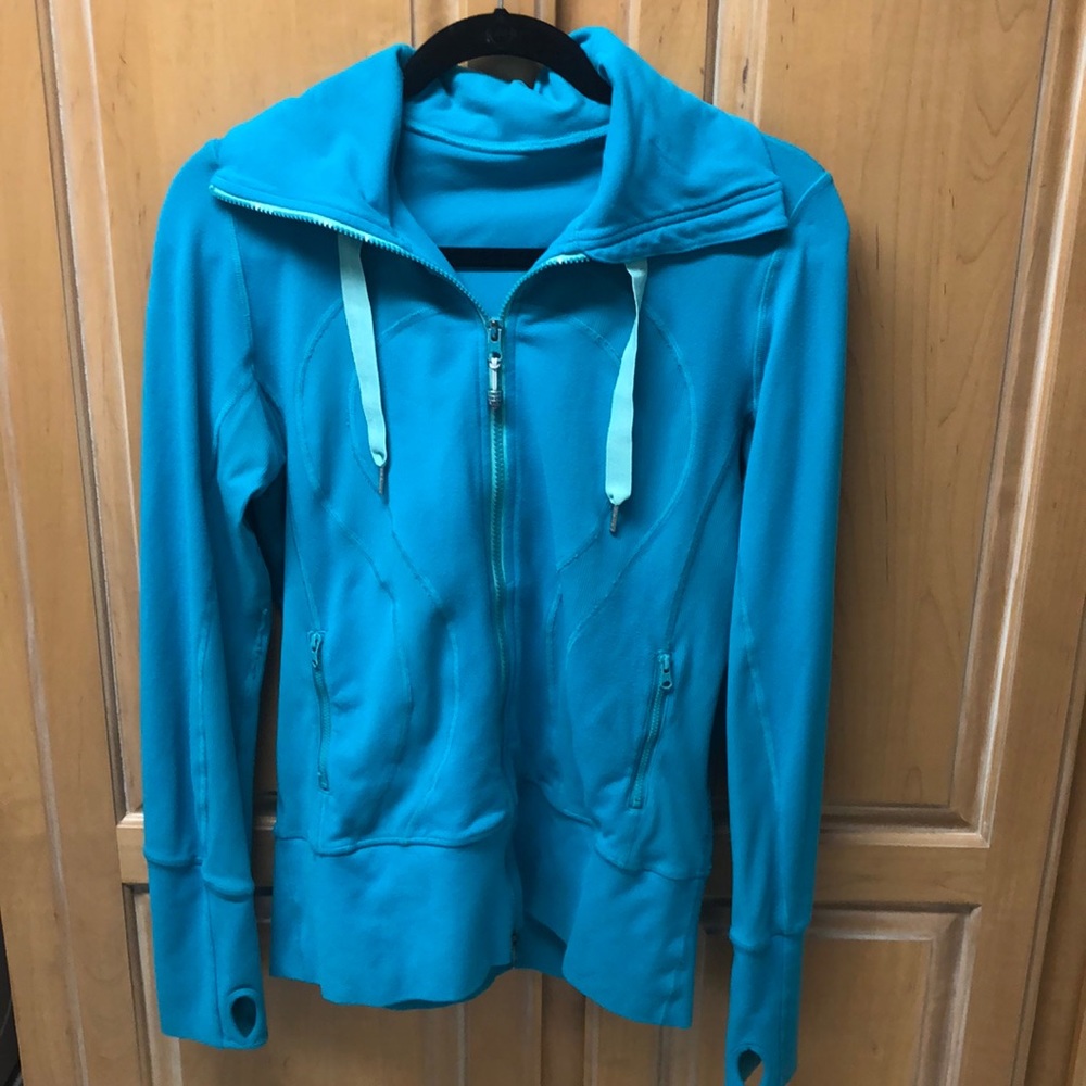 Lululemon jacket size 8